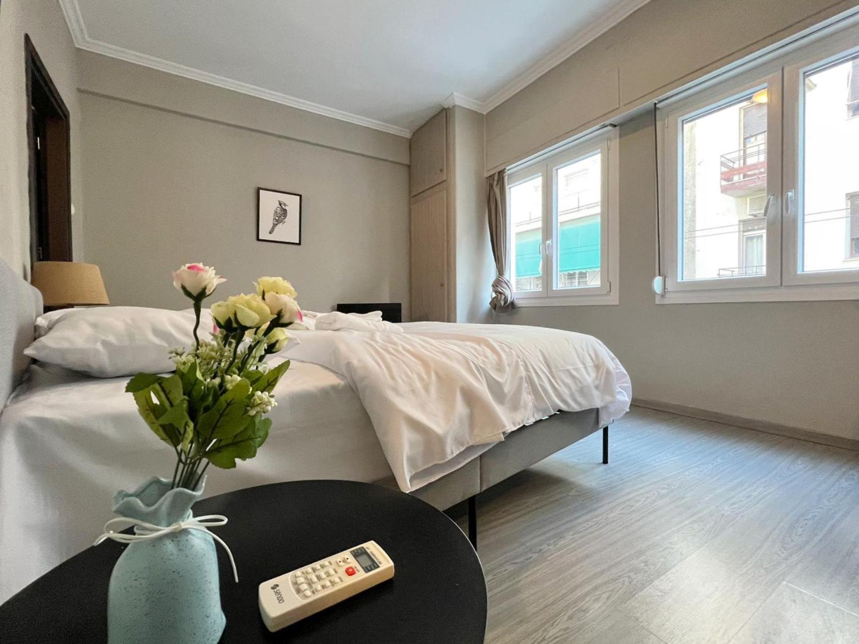 Wsd Golden Times 8 Apartment Hotel Атина Екстериор снимка