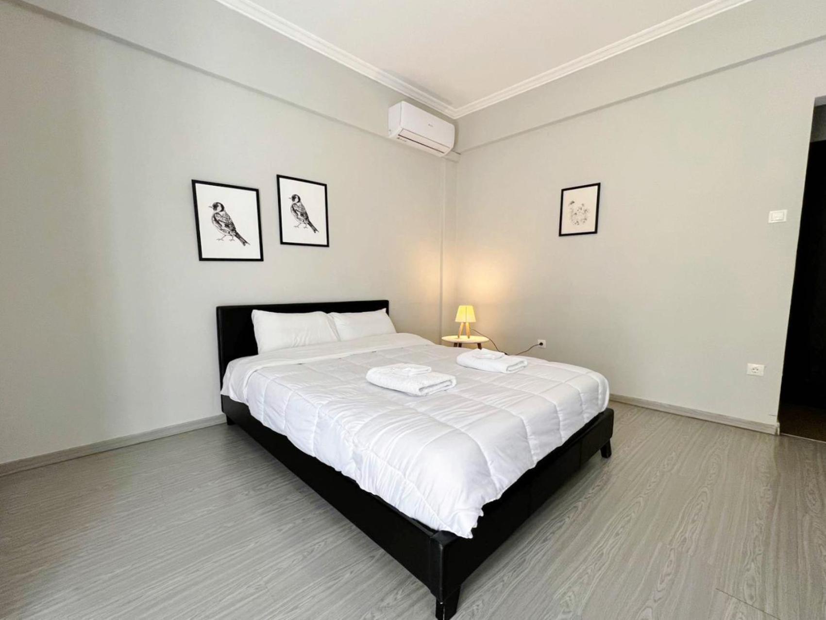 Wsd Golden Times 8 Apartment Hotel Атина Екстериор снимка